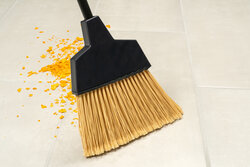 12" FLAGGED ANGLE BROOM W/48" STEEL HANDLE 12CS